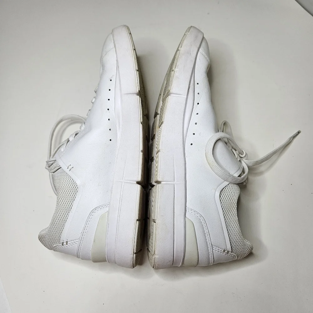 On Cloud On Roger Tennis Shoes All White Women's 9.5